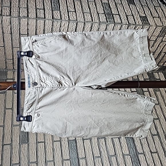Liz Claiborne Sloane Bermuda Shorts Sz 8 - Picture 1 of 10